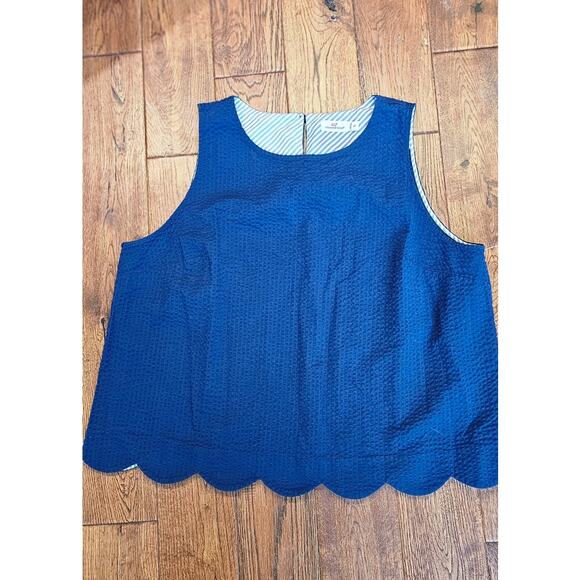 Vineyard Vines Tops - Vineyard Vines Woven Seersucker Scallop Shell Top Women‎ Size 20 Blue Sleeveless